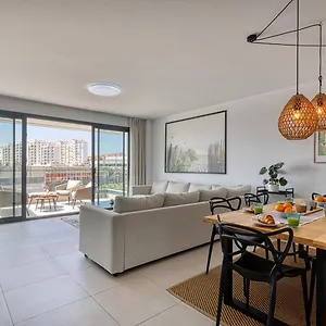 Place - Spacious Family Apartment Estepona